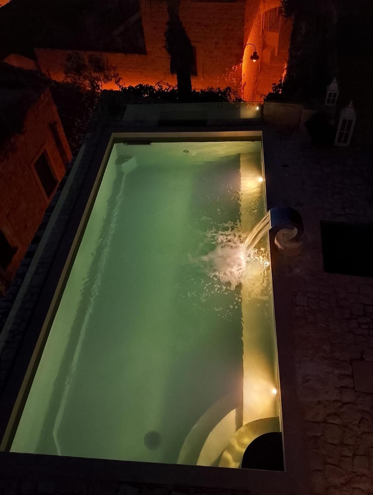 Вилла Borgo Hedone Шикли Экстерьер фото